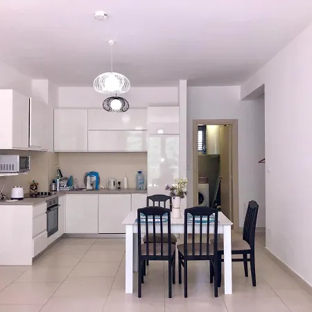 Lavender Bay Apartment D9 Donji Morinj Exterior foto